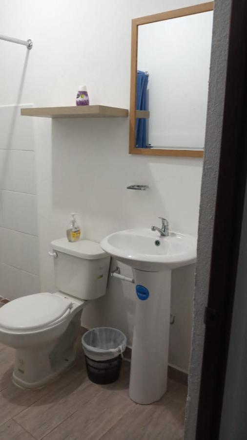 Apartamentos Mundo Maya Habitaciones فلوريس المظهر الخارجي الصورة