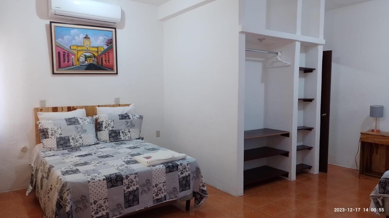 Apartamentos Mundo Maya Habitaciones فلوريس المظهر الخارجي الصورة